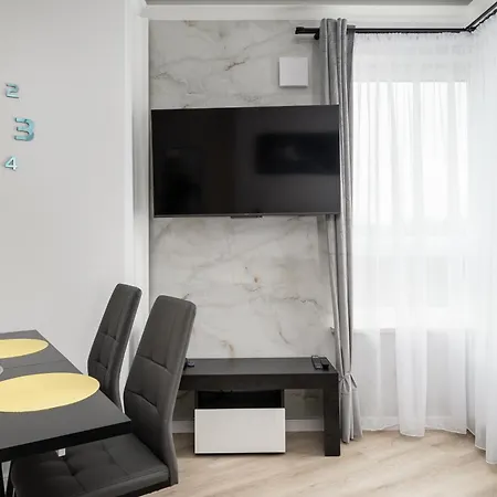 Mokotow Nowe Poludnie Chic By Bookinghost *