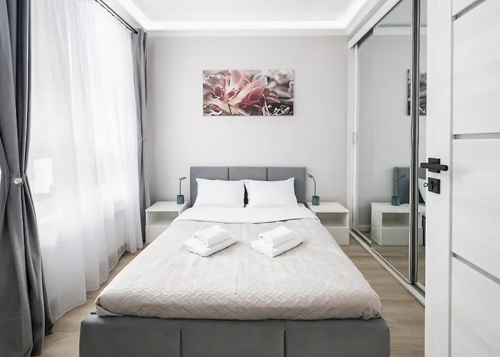 Mokotow Nowe Poludnie Chic By Bookinghost