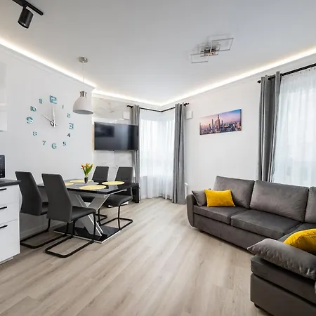 Mokotow Nowe Poludnie Chic By Bookinghost *